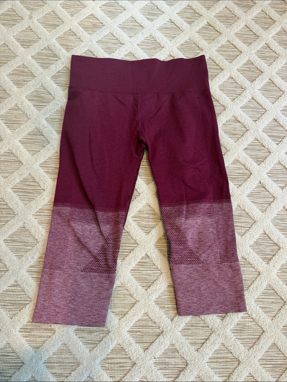 lululemon athletica Girls' Ombre Capri Leggings - Maroon